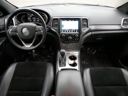 Used 2018 Jeep Grand Cherokee Altitude image 10