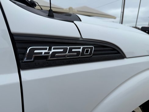 Used 2015 Ford F250 XL w/ Power Equipment Group image 14
