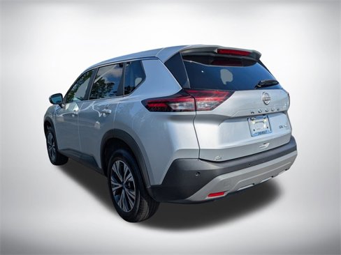 Used 2023 Nissan Rogue SV image 6