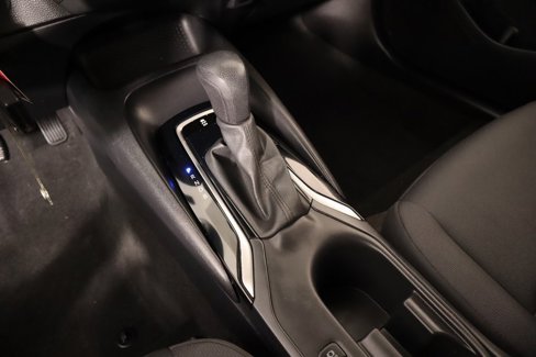 Used 2024 Toyota Corolla LE image 7