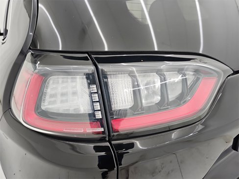Used 2021 Jeep Cherokee Latitude Plus image 40