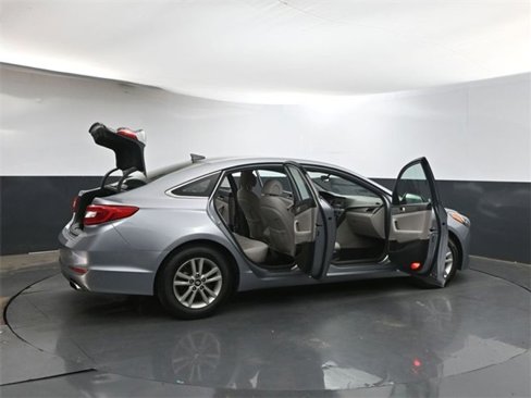 Used 2015 Hyundai Sonata SE image 38