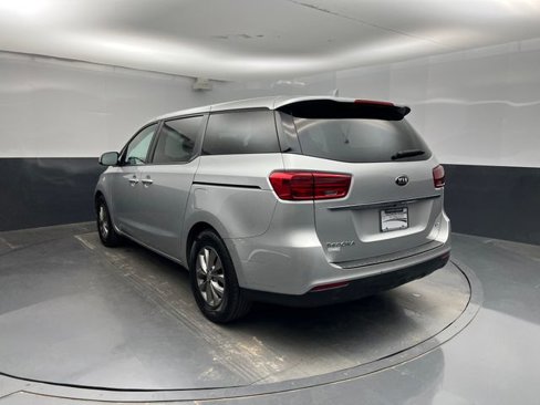 Used 2020 Kia Sedona LX image 7