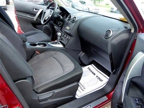 Used 2013 Nissan Rogue SV w/ Premium Pkg image 18