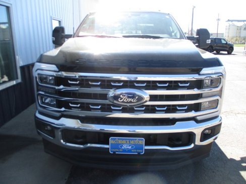 Used 2023 Ford F250 Lariat image 3