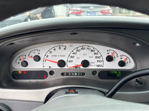 Used 2005 Ford Explorer Sport Trac XLT image 13
