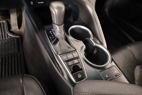 Used 2019 Toyota Camry LE image 8