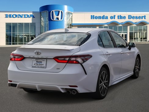 Used 2023 Toyota Camry SE image 7