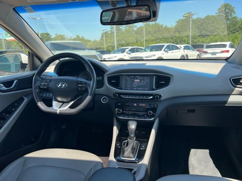 Used 2019 Hyundai Ioniq Limited image 19