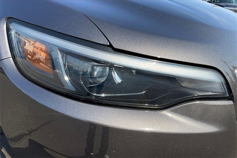Used 2019 Jeep Cherokee Limited w/ Luxury Group image 29