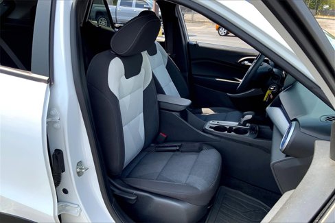 Used 2024 Chevrolet Trax LS w/ LS Convenience Package image 8