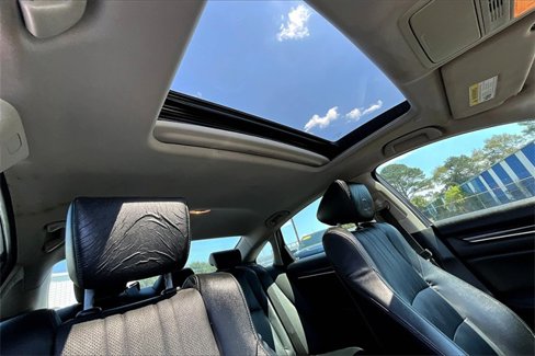 Used 2018 Honda Accord EX-L image 22