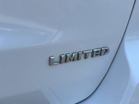 Used 2019 Jeep Grand Cherokee Limited w/ Luxury Group II image 35