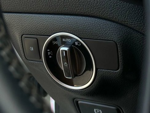 Used 2016 Mercedes-Benz CLA 250 image 25