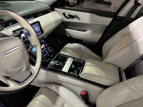Used 2018 Land Rover Range Rover Velar R-Dynamic HSE image 23