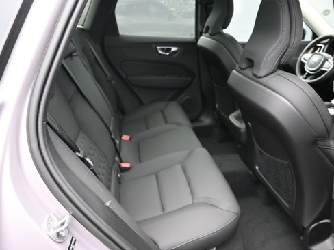 New 2026 Volvo XC60 B5 Core w/ Climate Package image 33