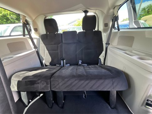 Used 2016 Dodge Grand Caravan SE w/ Quick Order Package 29E SE image 33