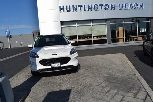 Used 2022 Ford Escape Titanium image 25