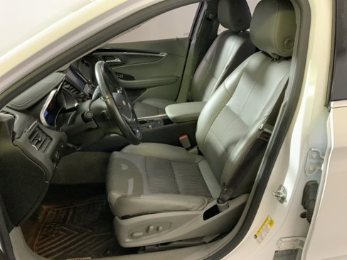 Used 2017 Chevrolet Impala LT image 21