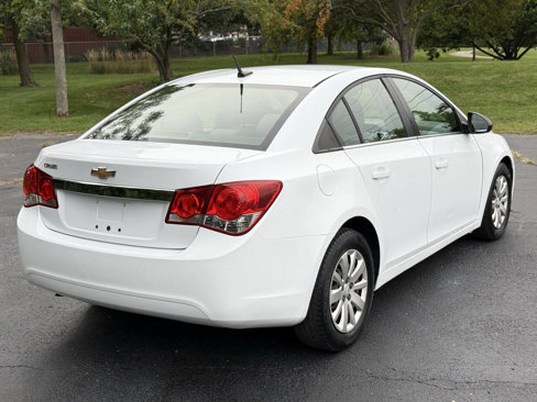 Used 2011 Chevrolet Cruze LS w/ Connectivity Package image 6