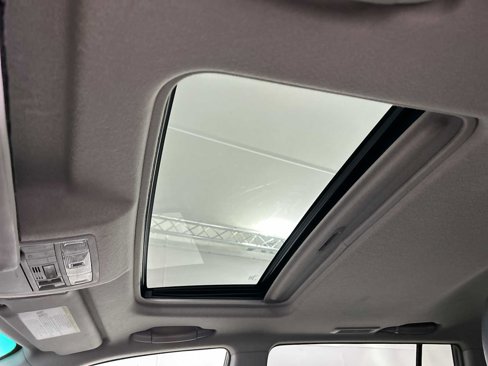 Used 2011 Toyota Highlander Limited image 16