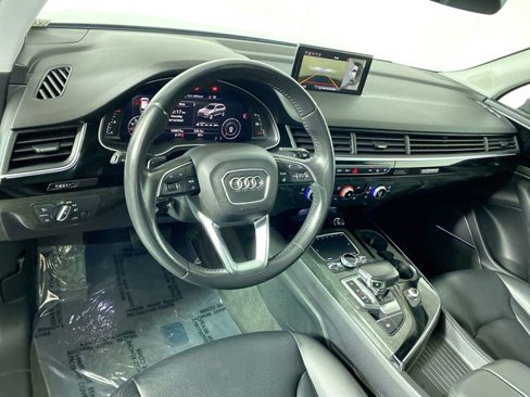 Used 2018 Audi Q7 3.0T Premium Plus w/ Premium Plus Package image 26