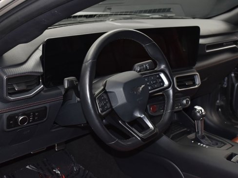 Used 2024 Ford Mustang Premium image 12