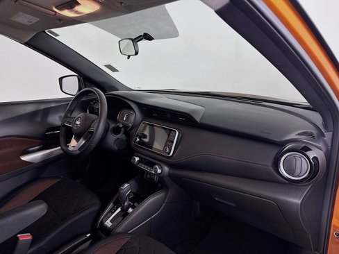 Used 2018 Nissan Kicks SR image 31
