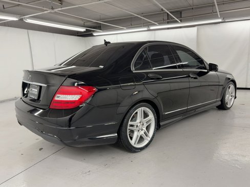 Used 2014 Mercedes-Benz C 250 Sedan image 9
