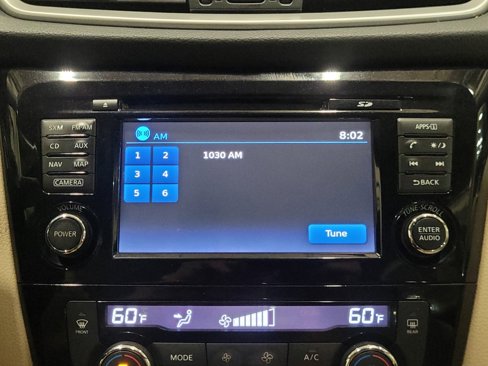Used 2016 Nissan Rogue SL image 25