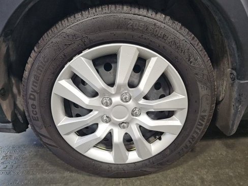 Used 2021 Nissan Kicks S image 14