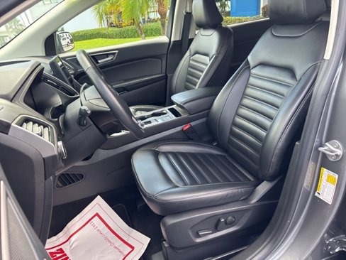 Used 2024 Ford Edge SEL image 8