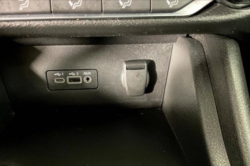 Used 2023 Nissan Sentra SV image 32