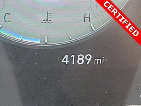 Certified 2024 Hyundai Elantra SEL image 7