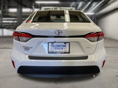 New 2025 Toyota Corolla LE image 3