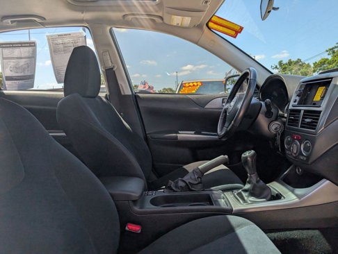 Used 2011 Subaru Impreza 2.5i Premium image 13