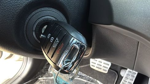 Used 2020 Kia Sportage S image 17