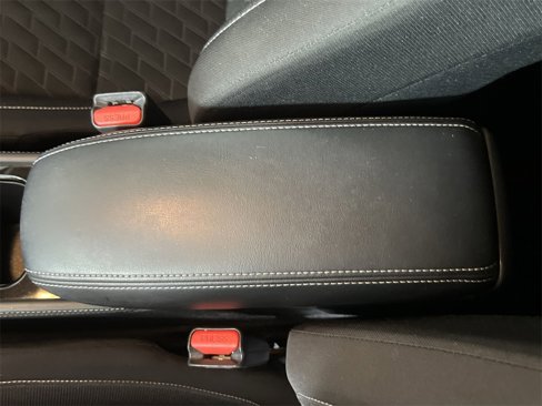 Used 2021 Nissan Kicks SV image 21