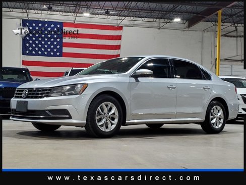 Used 2017 Volkswagen Passat 1.8T S image 1
