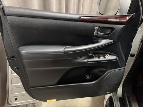Used 2011 Lexus LX 570 4WD image 14