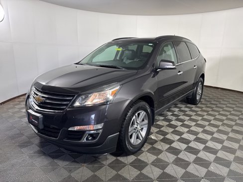 Used 2015 Chevrolet Traverse LT image 3