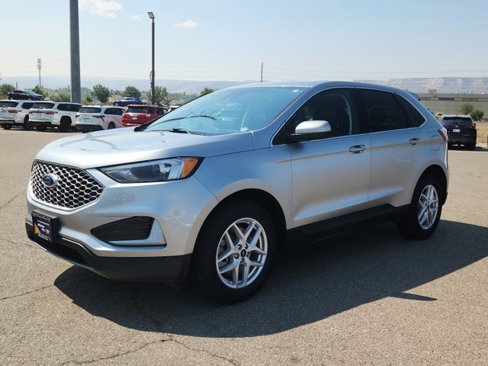 Certified 2024 Ford Edge SEL image 5
