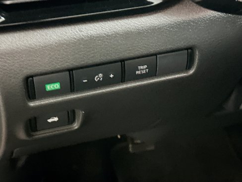 Used 2022 Nissan Sentra SV image 17