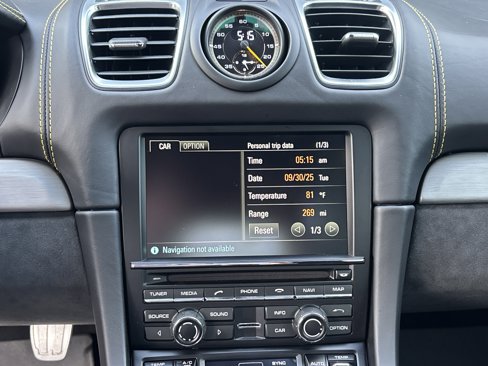 Used 2016 Porsche Cayman GT4 image 18