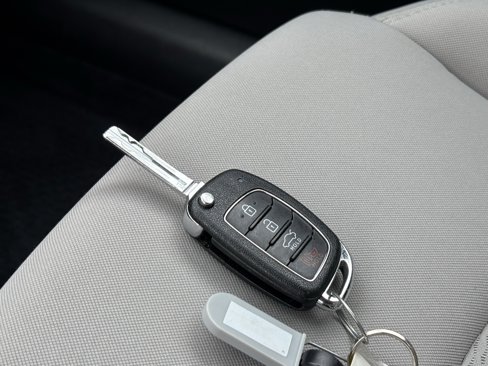 Used 2018 Hyundai Sonata ECO image 13