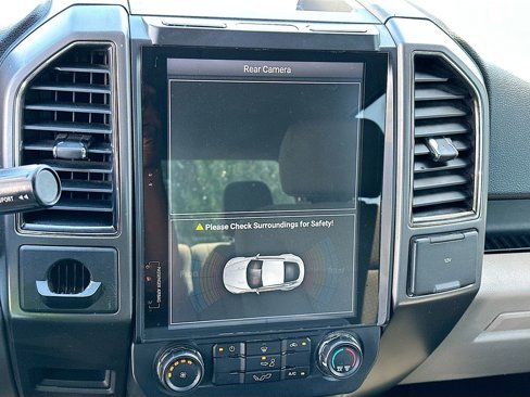 Used 2017 Ford F150 XLT image 14