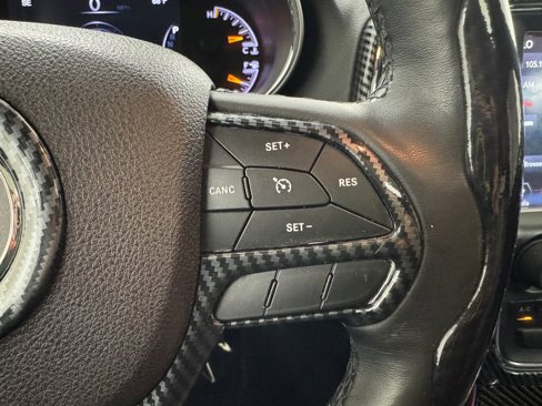 Used 2018 Jeep Grand Cherokee Limited image 25