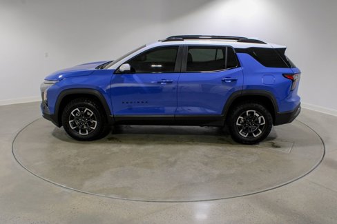 Used 2025 Chevrolet Equinox ACTIV w/ Safety and Technology Package image 2