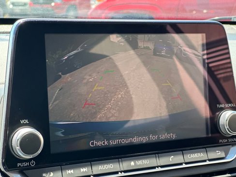 Used 2022 Nissan Altima 2.5 SV image 17
