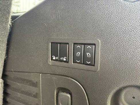 Used 2015 GMC Yukon SLT w/ Open Road Package image 7